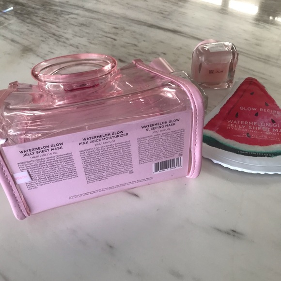 Glow Recipe watermelon set with cute pink bag - Picture 3 of 3